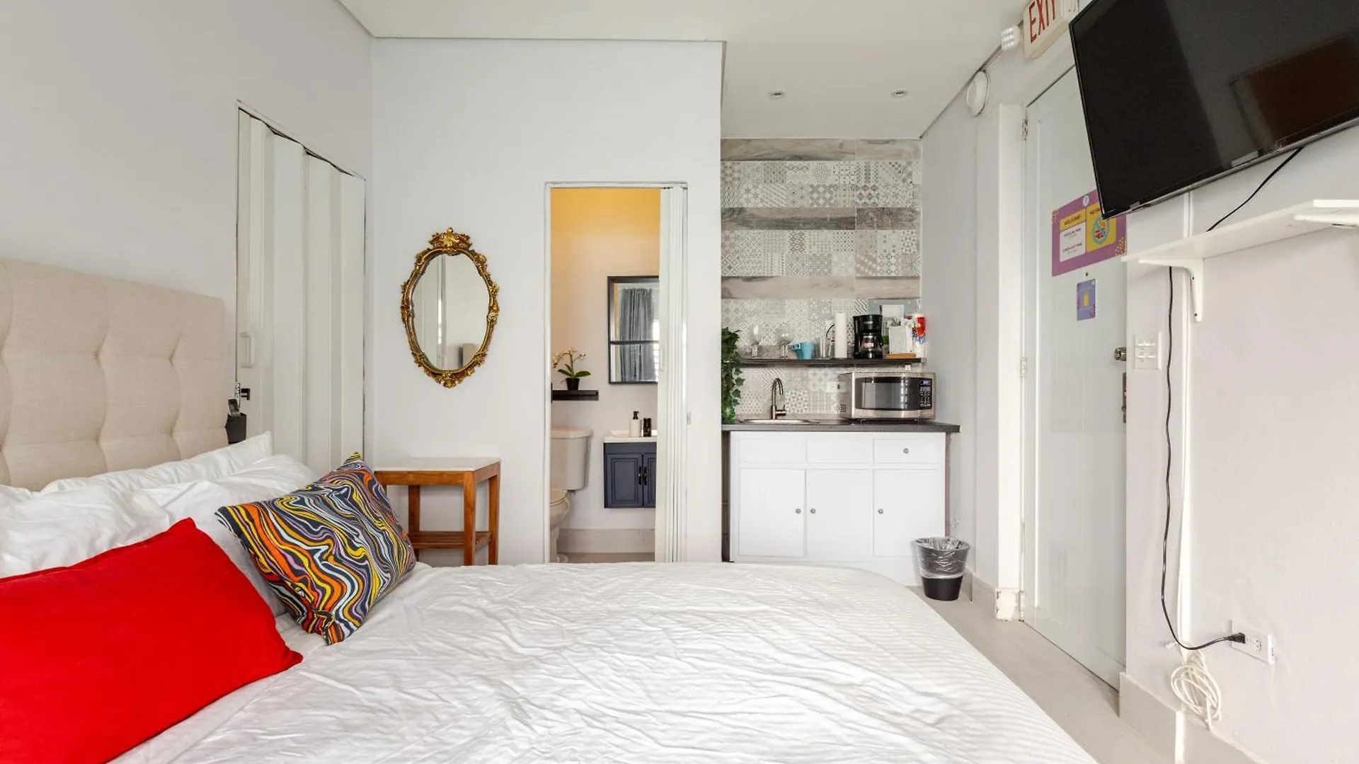 City Beach Apartments San Juan