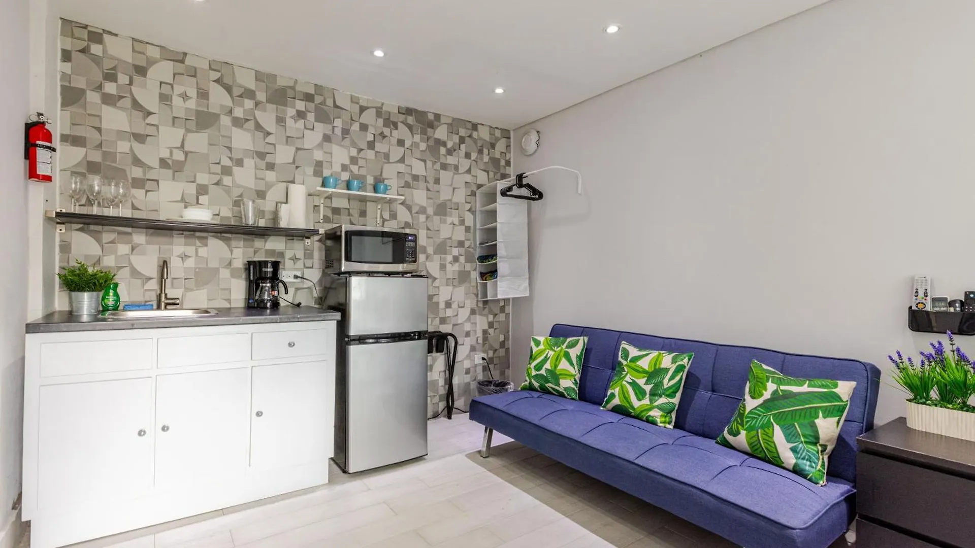 City Beach Apartments San Juan